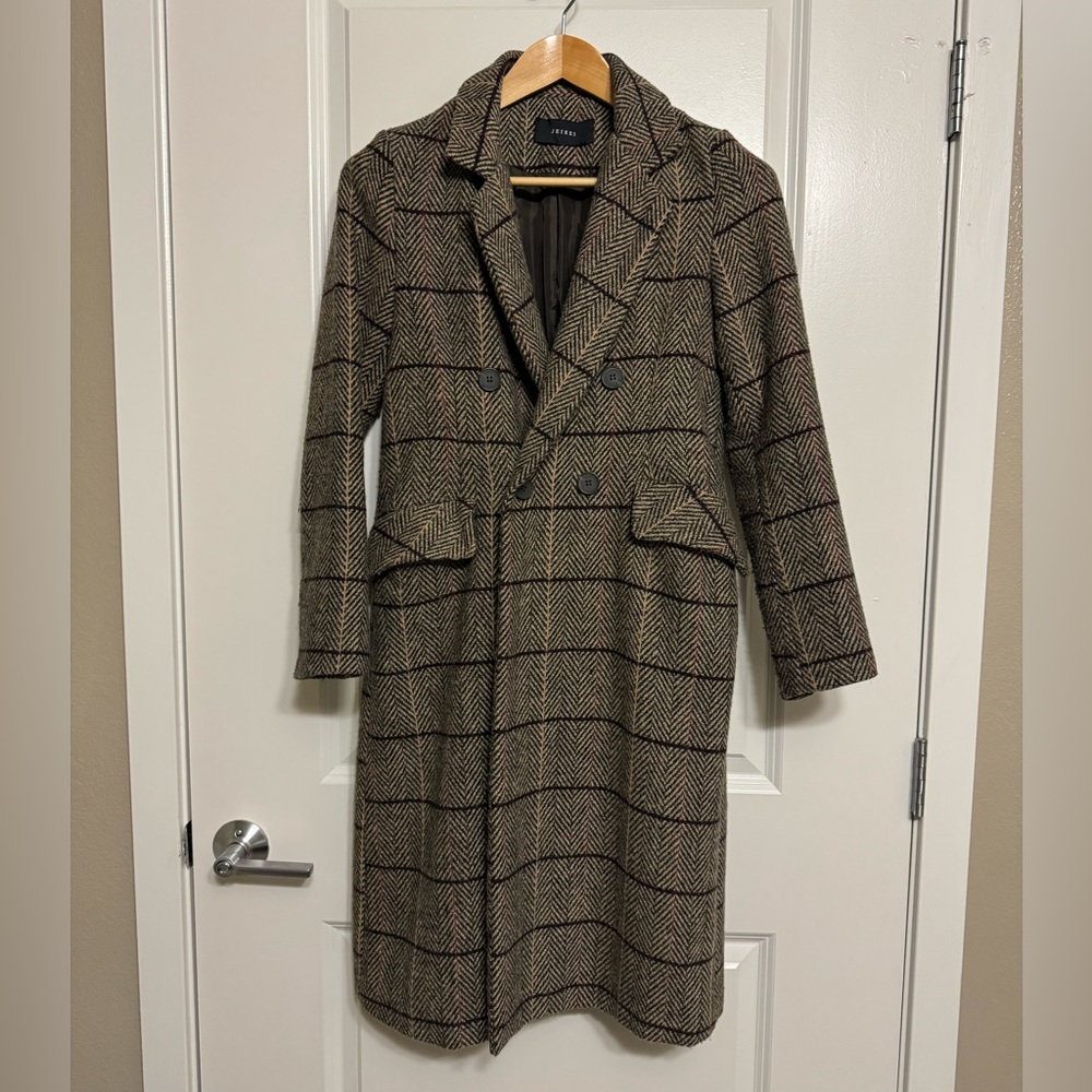 A checked pattern wool long coat from S.Korea 🤎